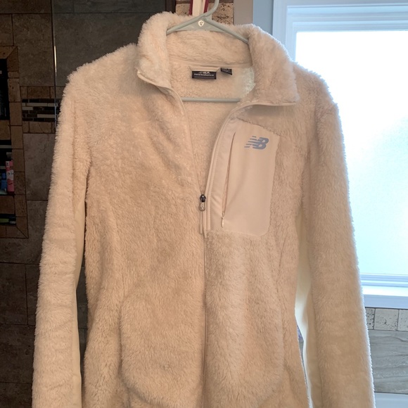 New Balance Jacket - Picture 1 of 2